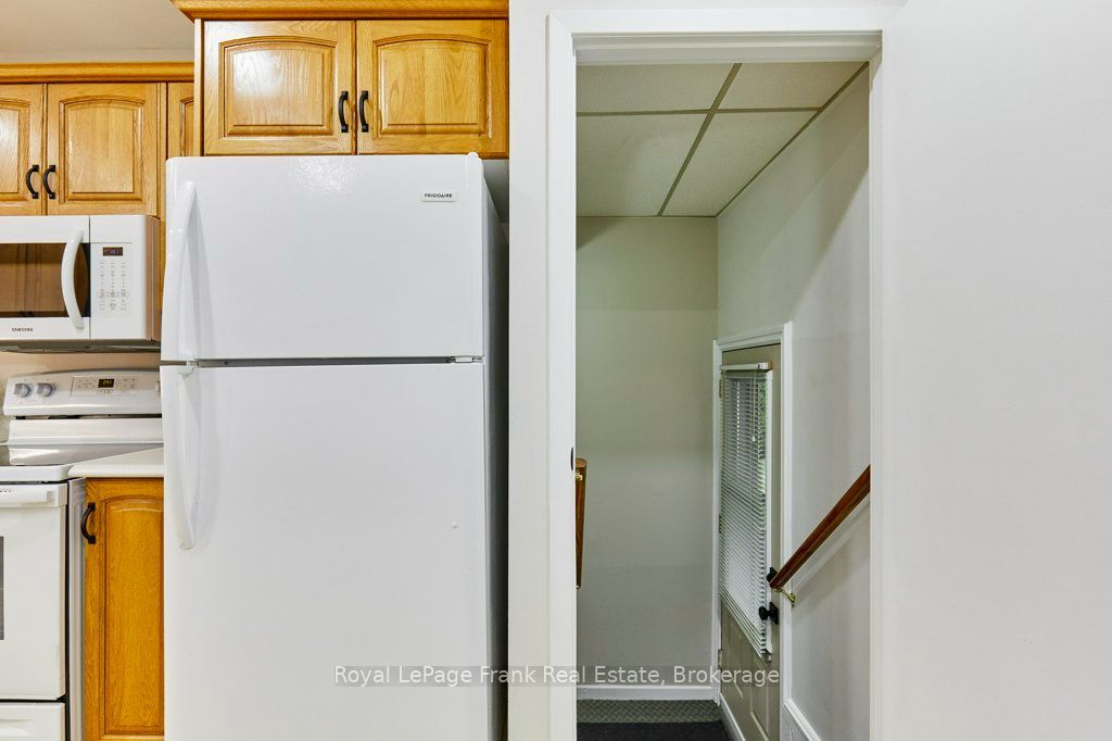 15111 Simcoe Street Property Photo 23