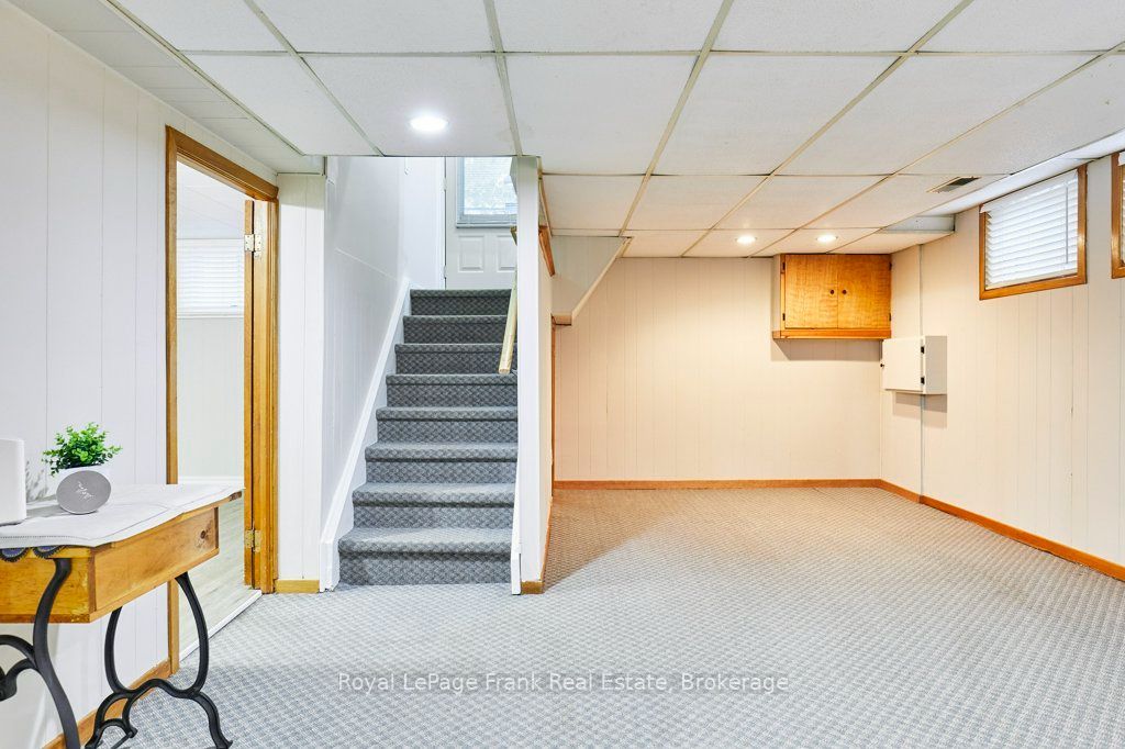15111 Simcoe Street Property Photo 24
