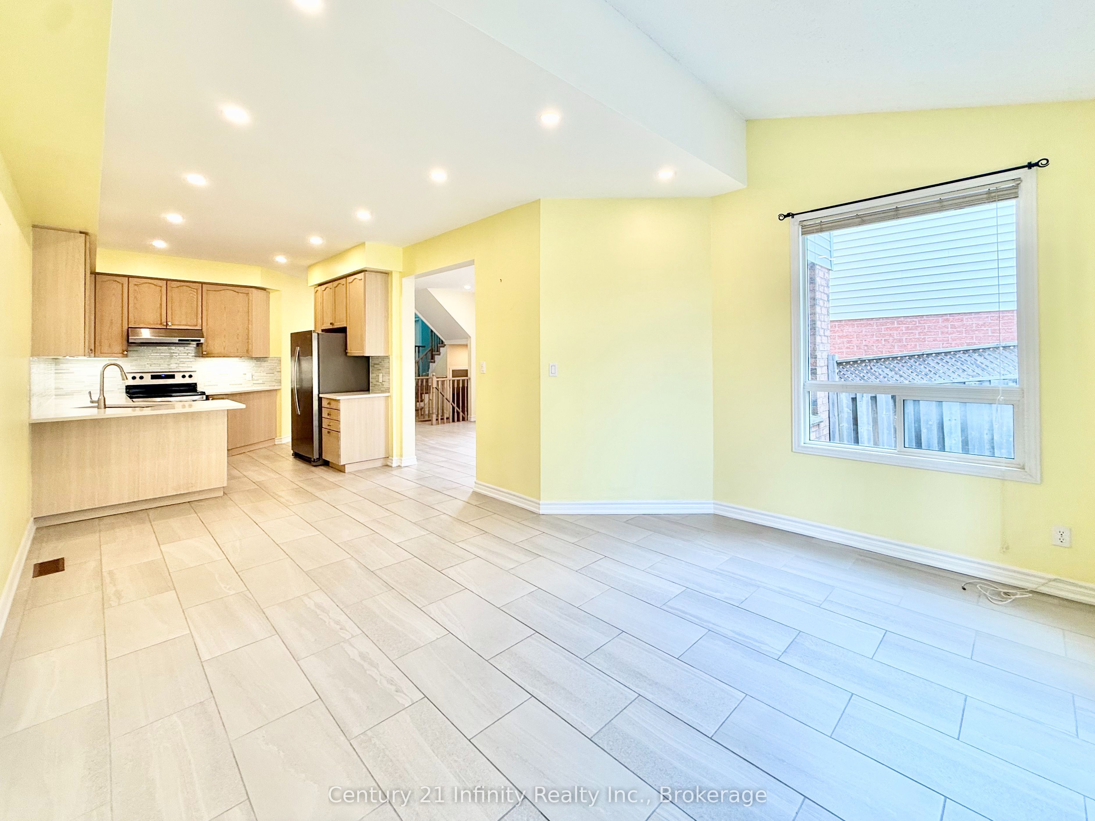 1171 Springbank Drive Property Photo 17