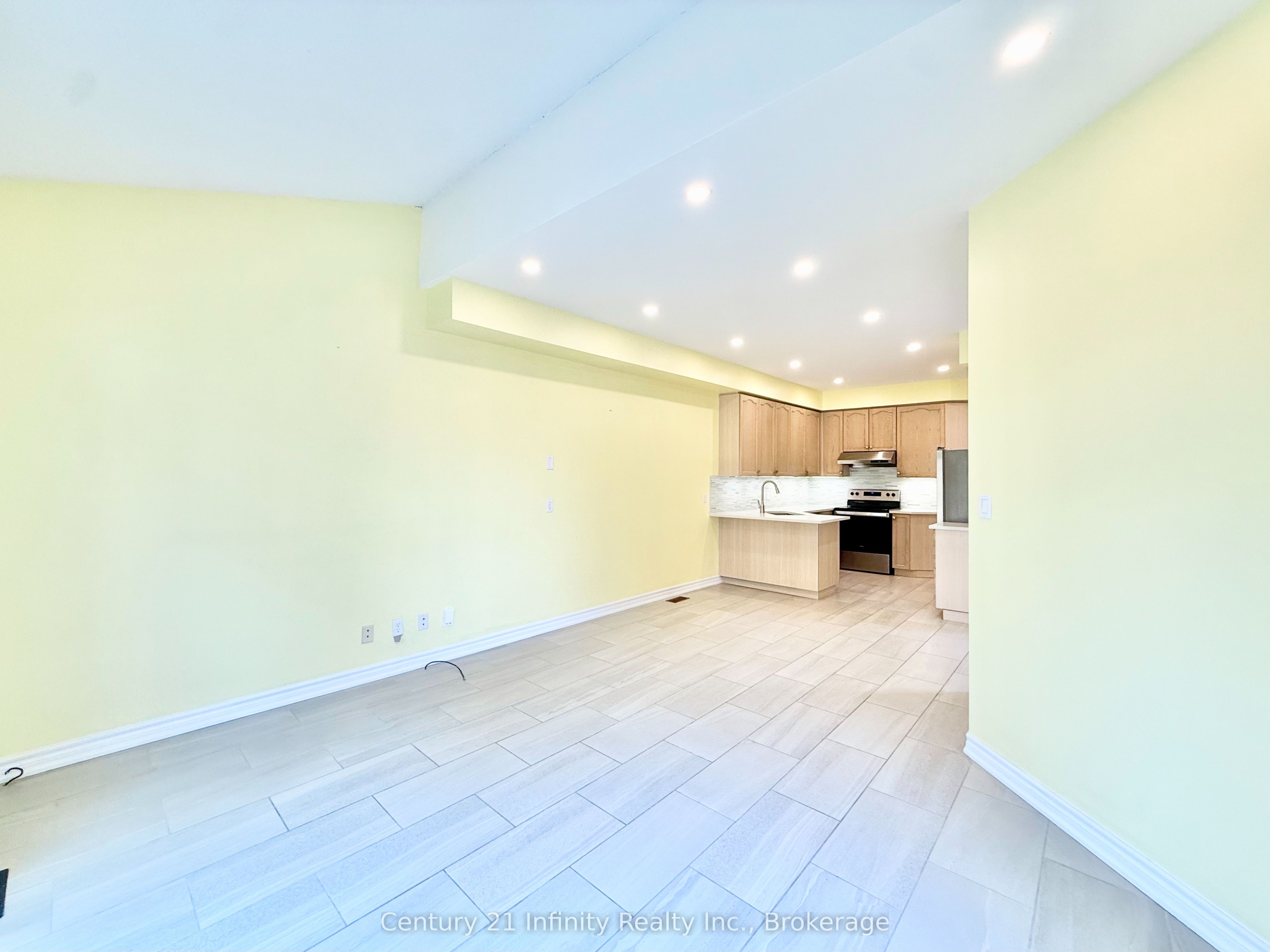 1171 Springbank Drive Property Photo 20