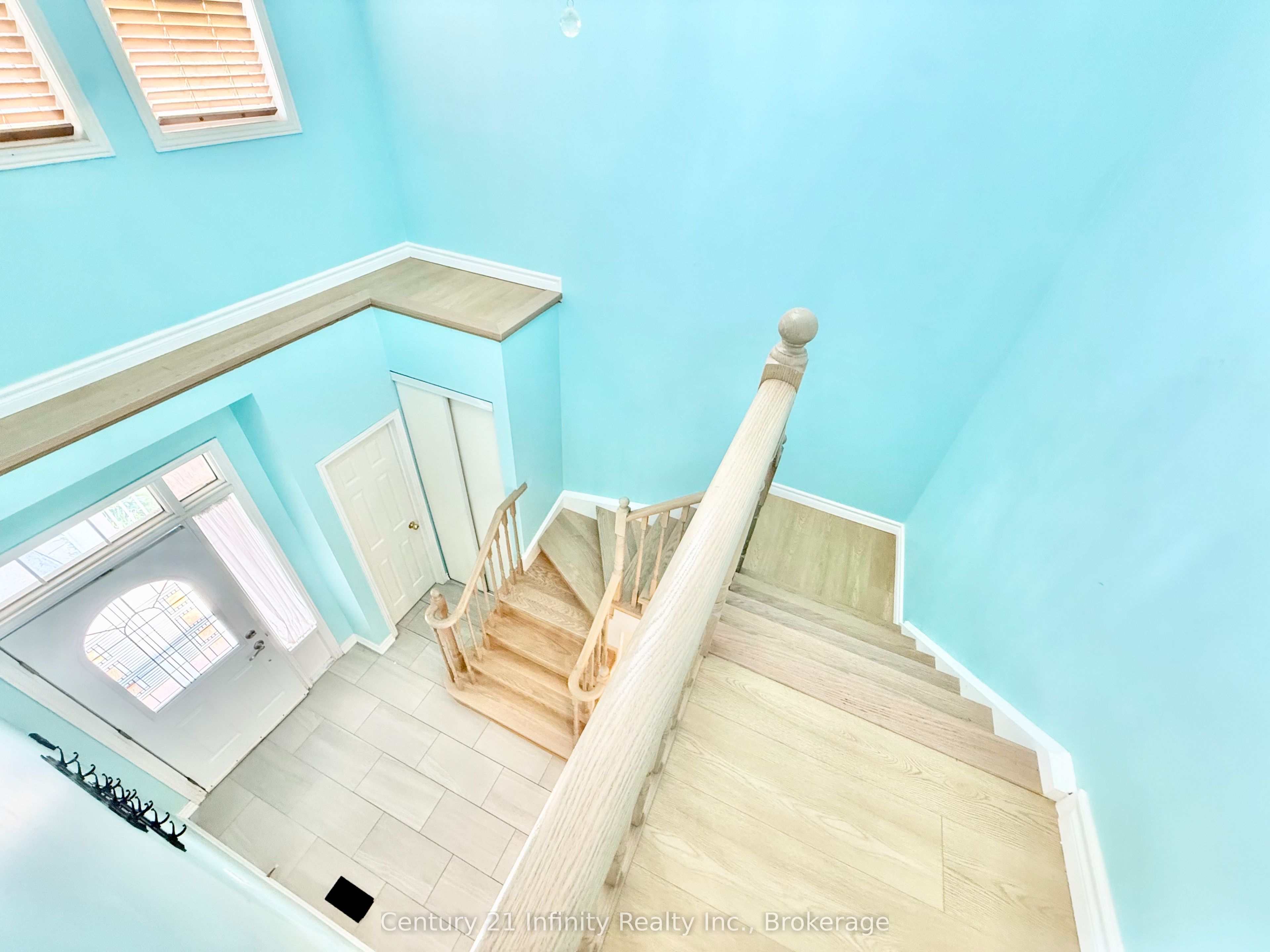 1171 Springbank Drive Property Photo 22