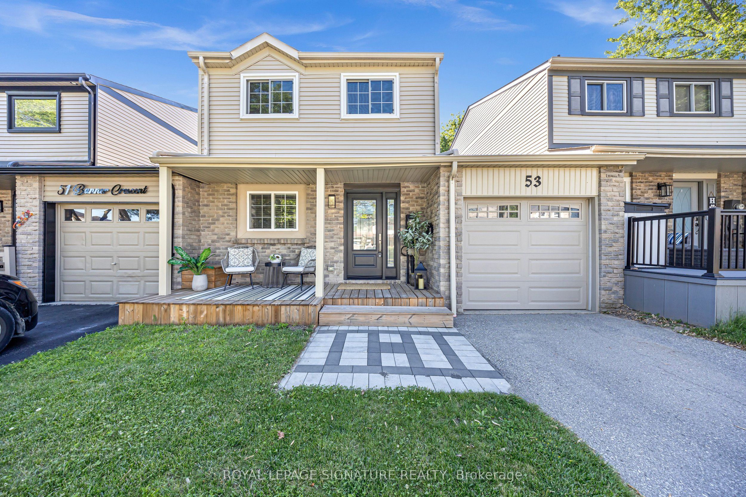 53 Banner Crescent Property Photo 1