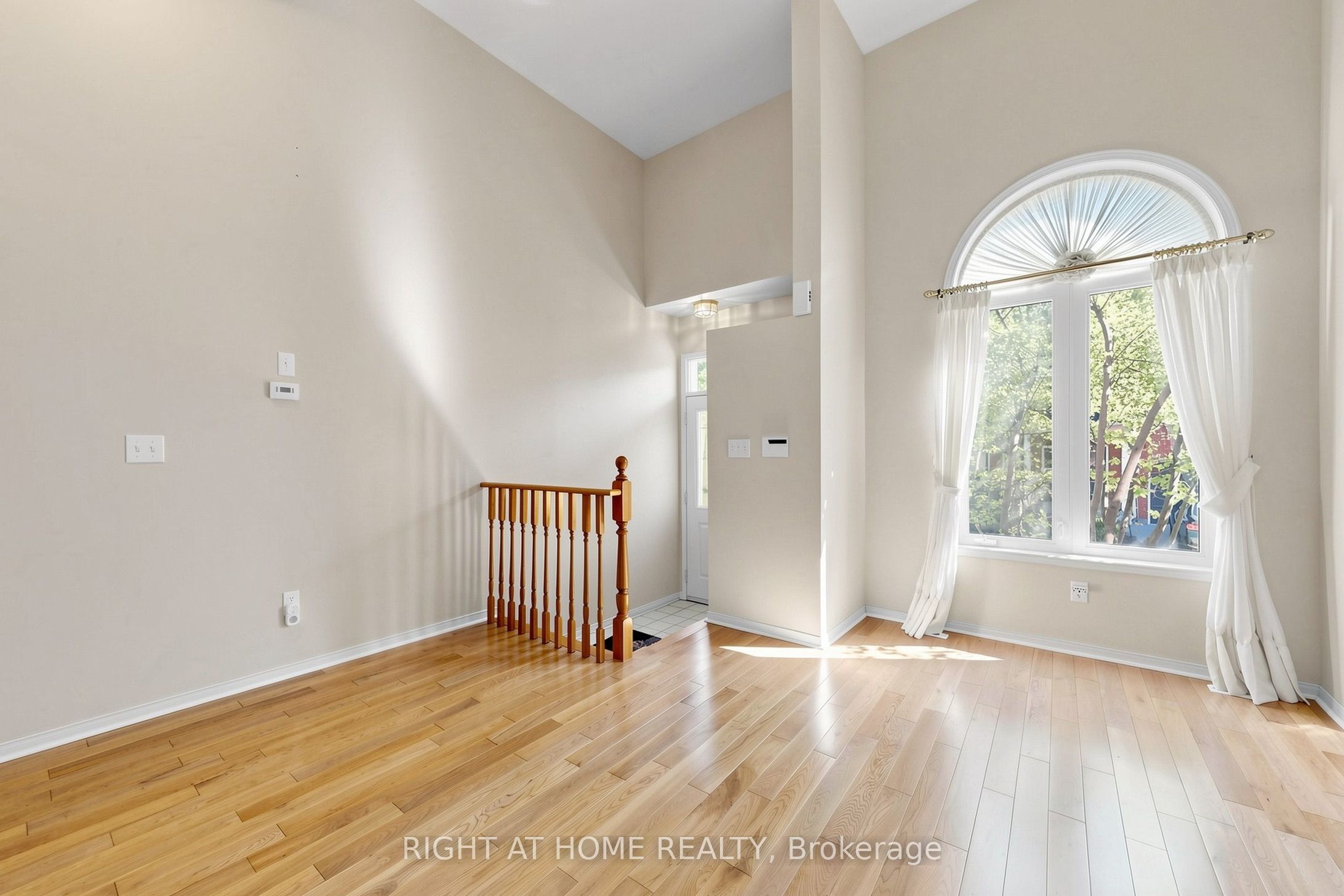 83 Mondeo Drive 130 Property Photo 3