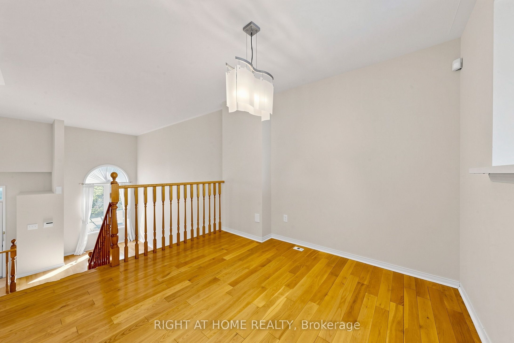 83 Mondeo Drive 130 Property Photo 7