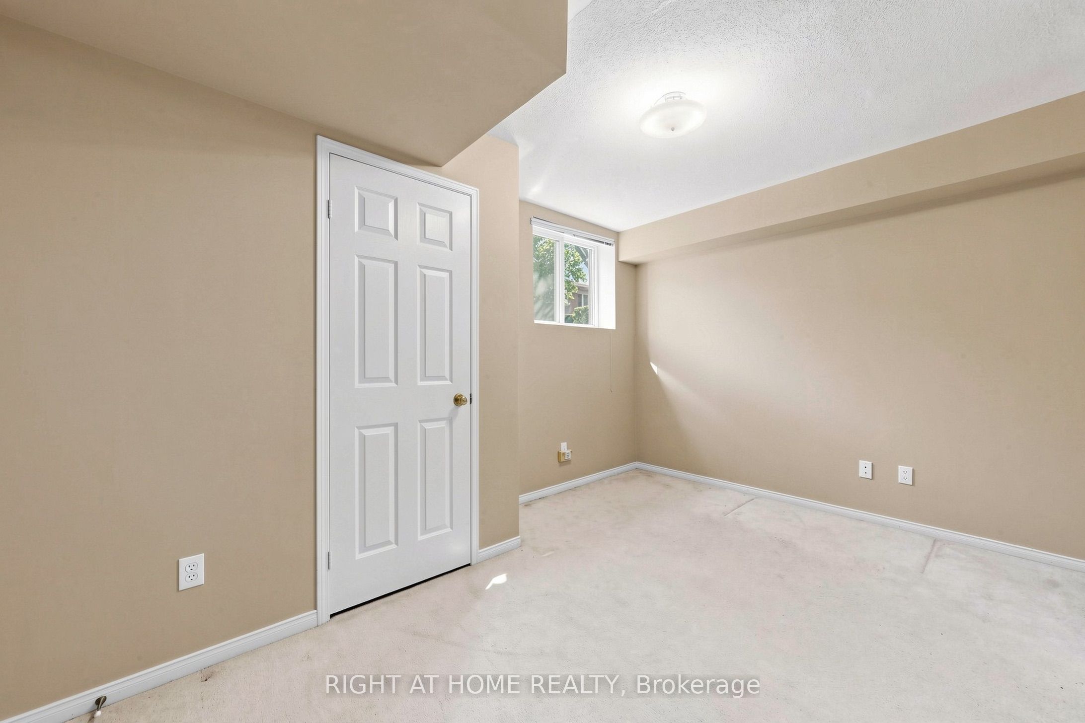 83 Mondeo Drive 130 Property Photo 21