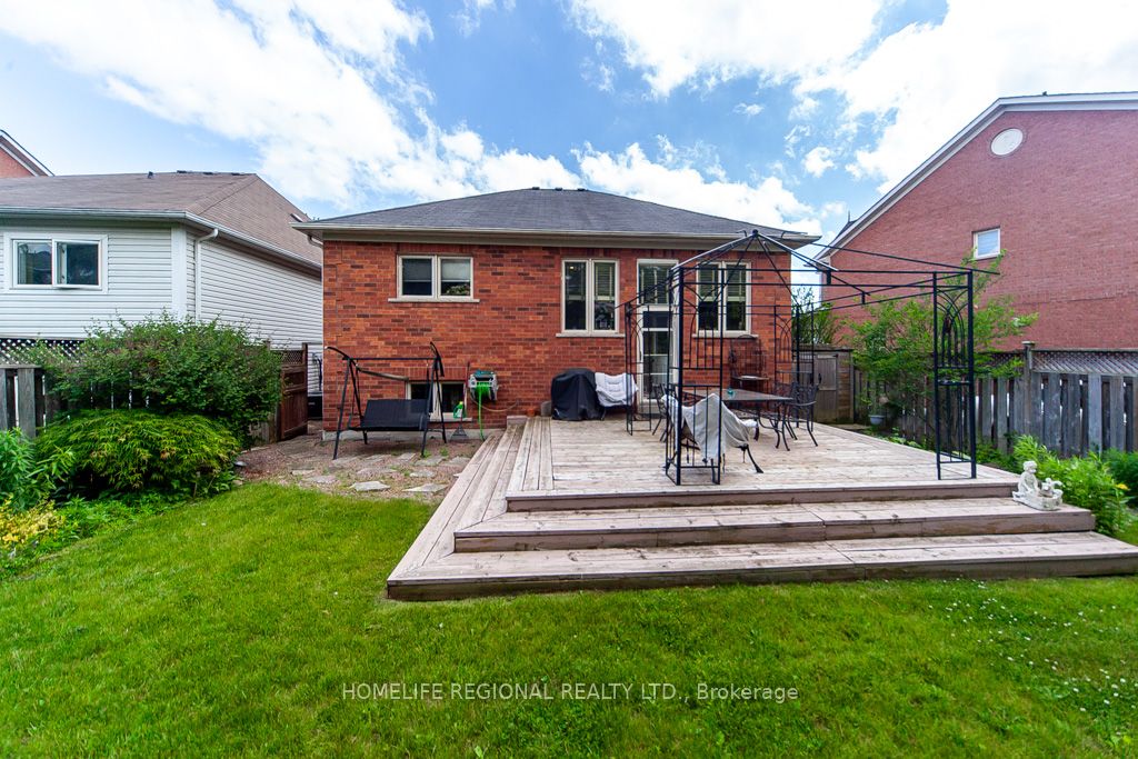 20 Rosemarie Crescent Property Photo 22