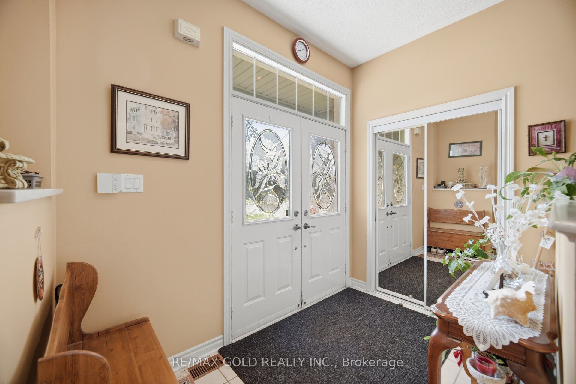 2 Sprucewood Crescent Property Photo 5