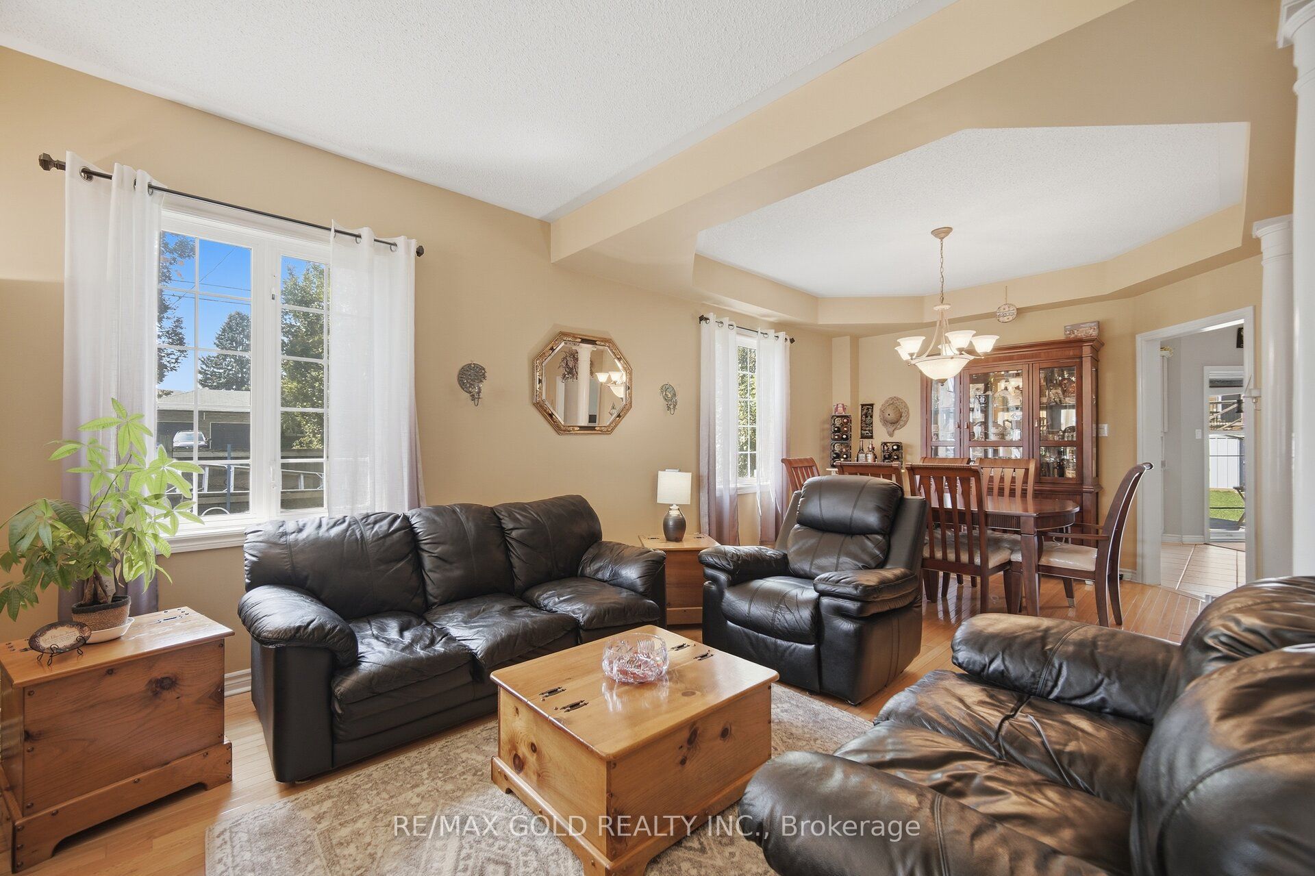 2 Sprucewood Crescent Property Photo 7
