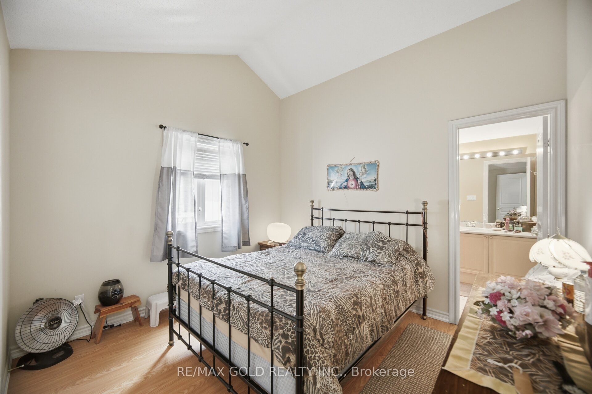 2 Sprucewood Crescent Property Photo 28