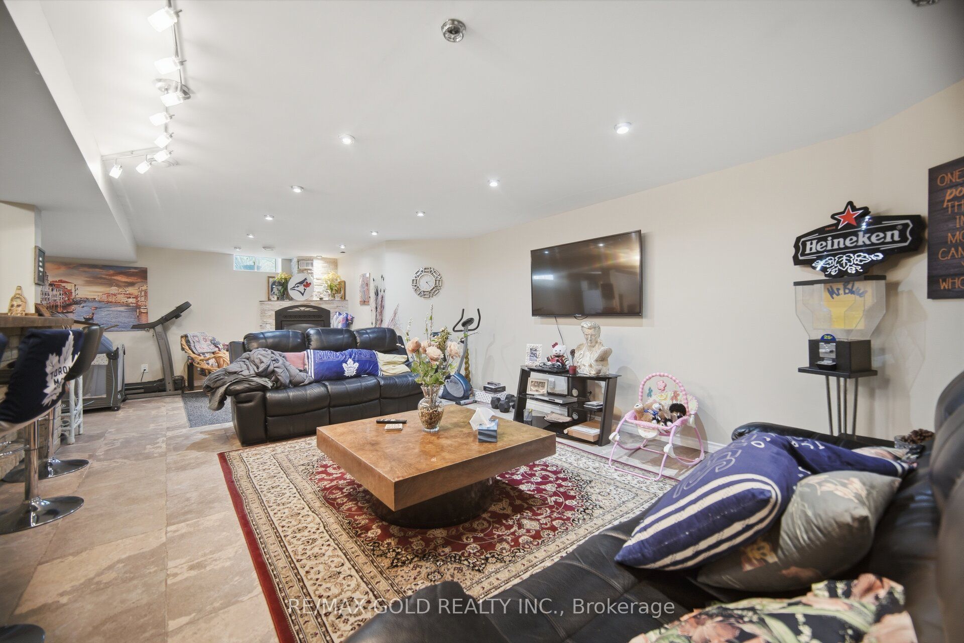 2 Sprucewood Crescent Property Photo 39