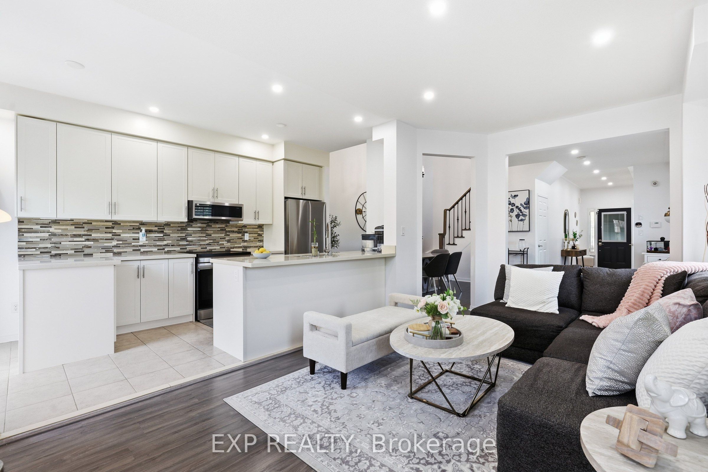 24 Hickman Road Property Photo 11