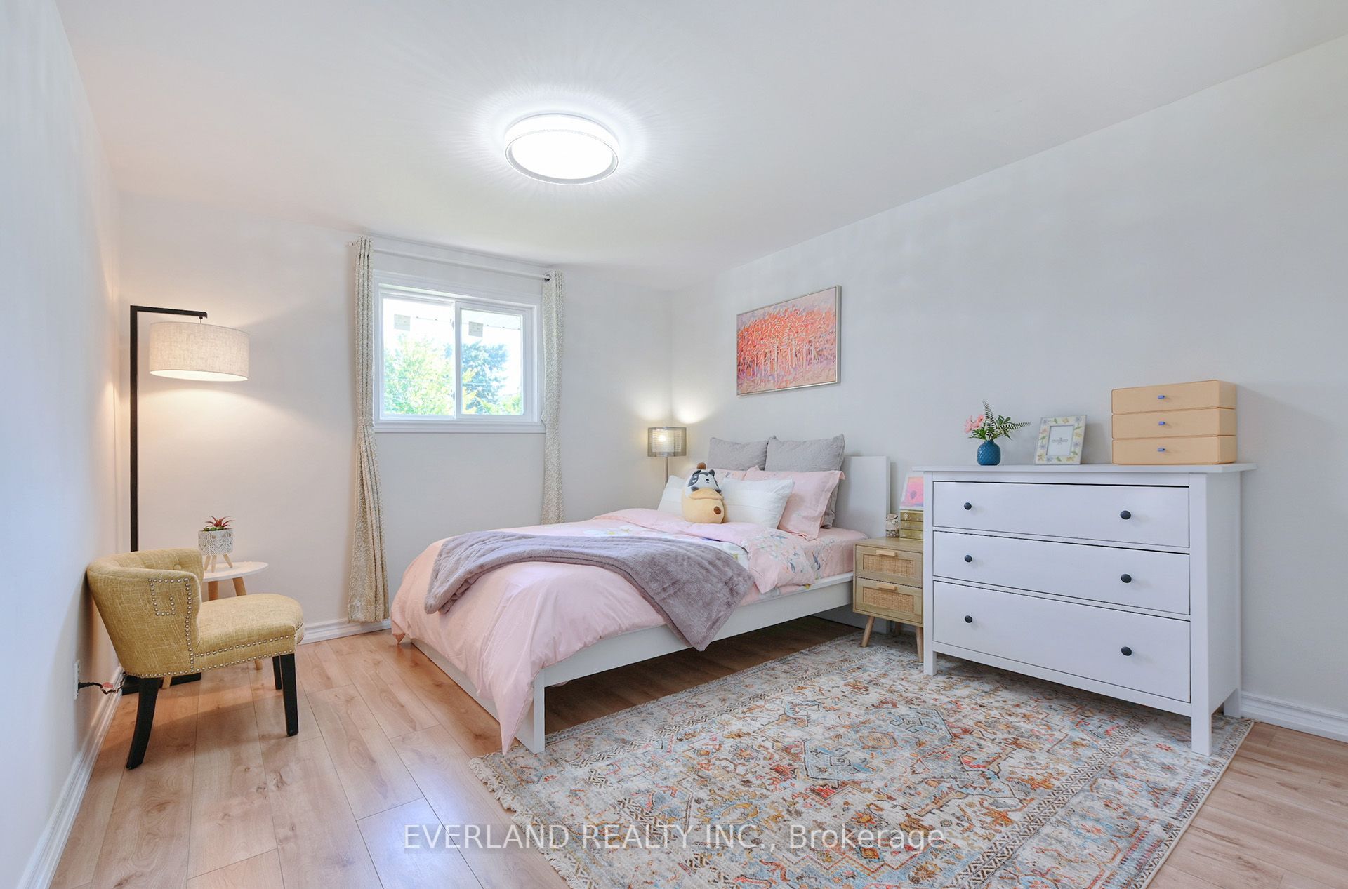 52 Fairglen Avenue Property Photo 19