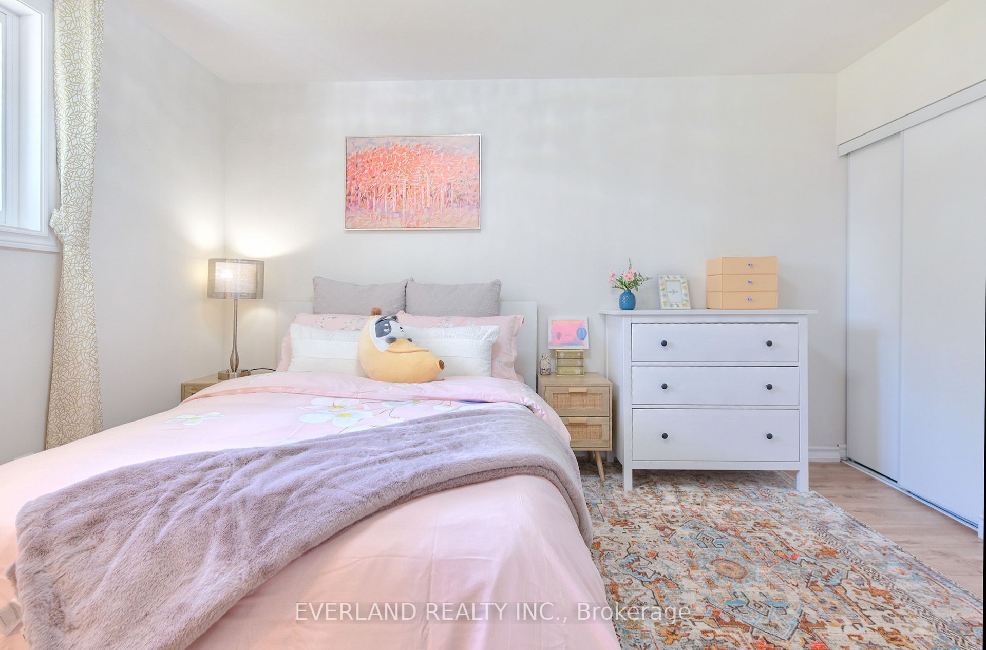 52 Fairglen Avenue Property Photo 21