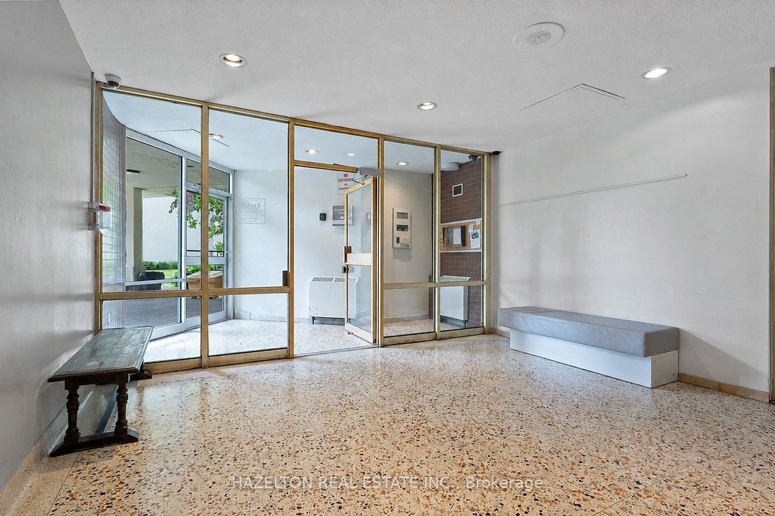 126 Bellamy Road 1506 Property Photo 13