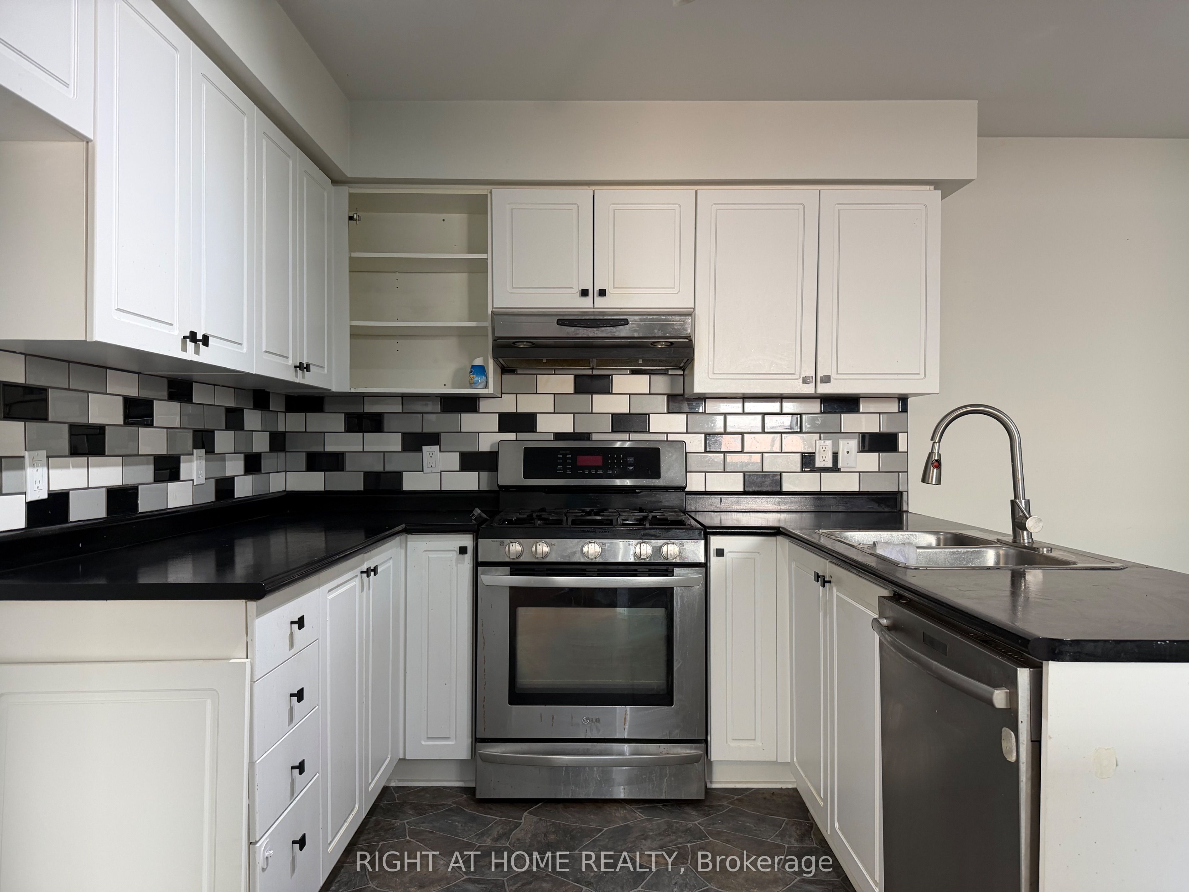 101 Kilgannon Avenue Property Photo 12
