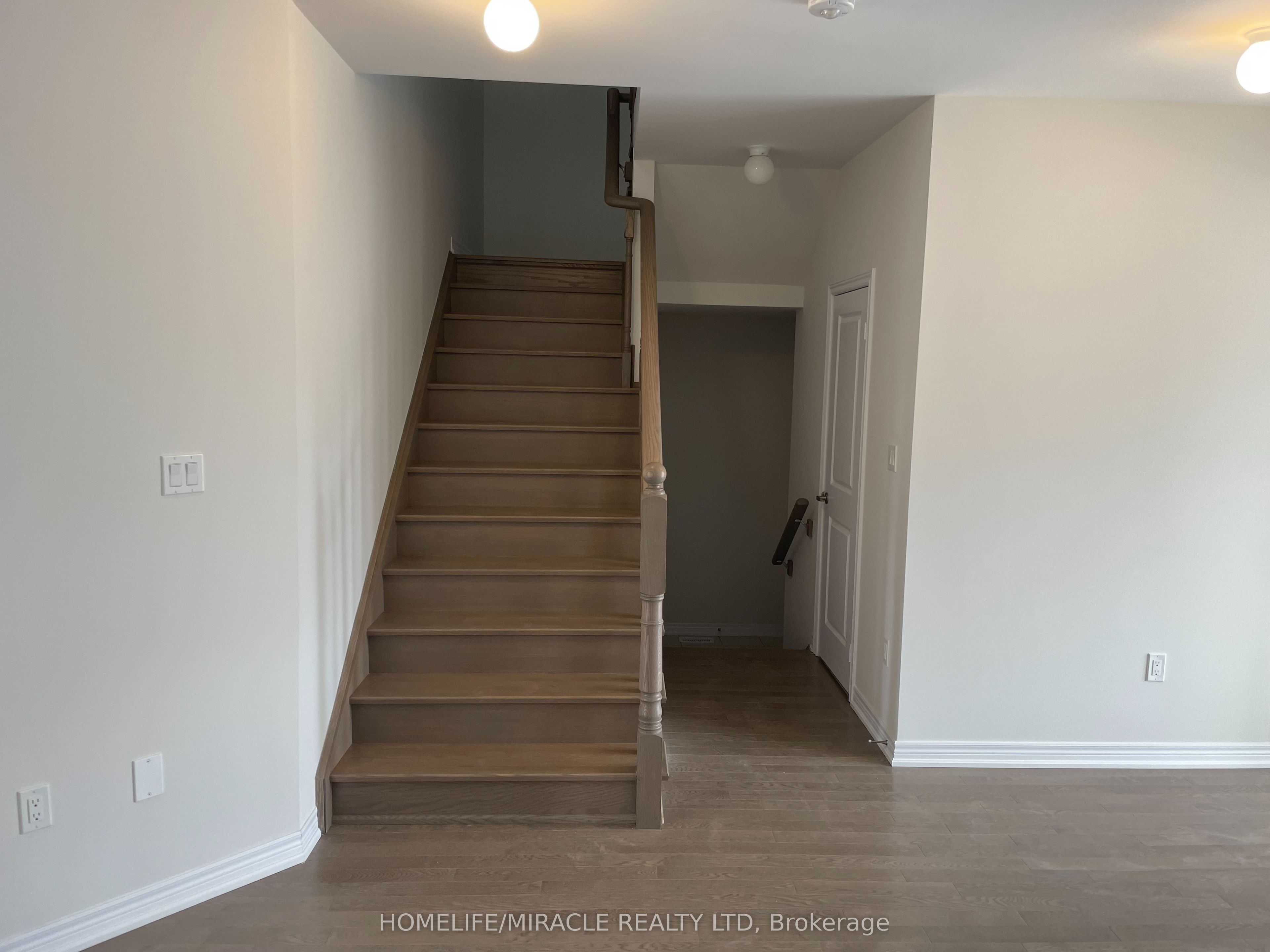 2175 Coppermine Street Property Photo 8