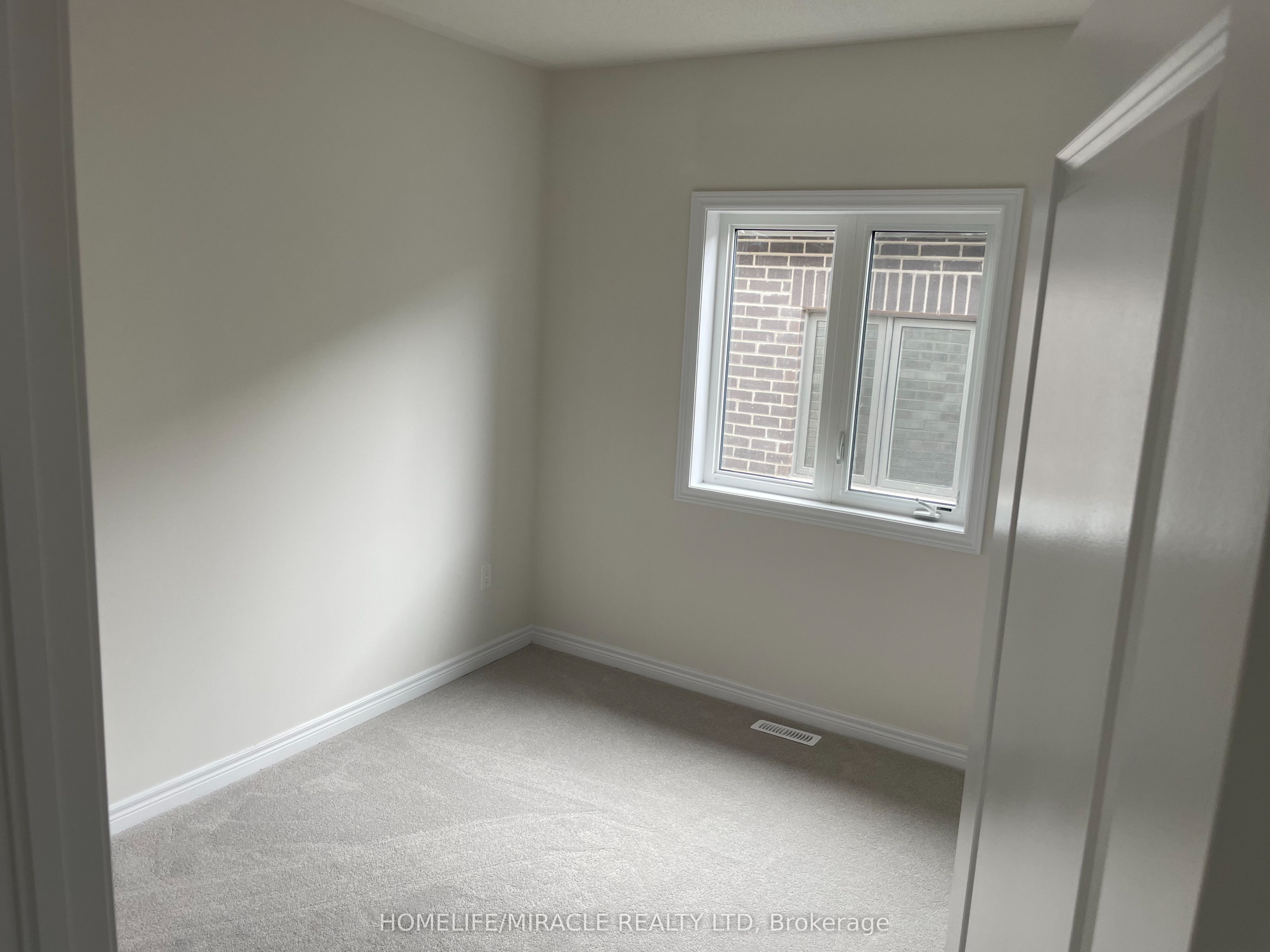 2175 Coppermine Street Property Photo 15