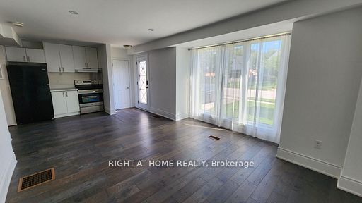 82 Ellington Drive Property Photo 3