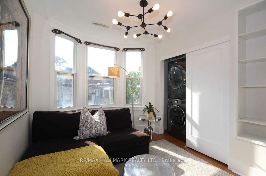 91 Ivy Avenue Upper Property Photo 8