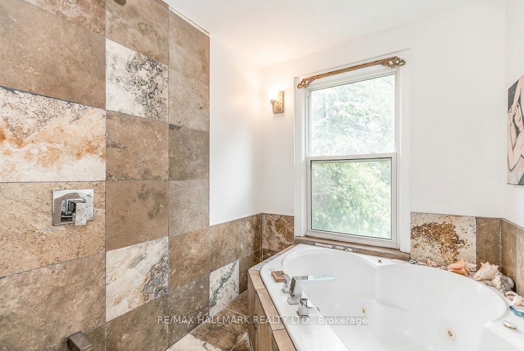 91 Ivy Avenue Upper Property Photo 29