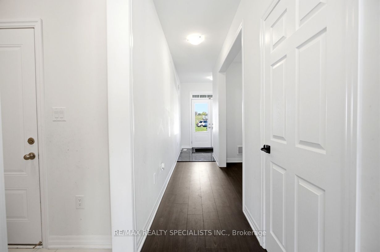 27 Salmon Crescent Property Photo 6
