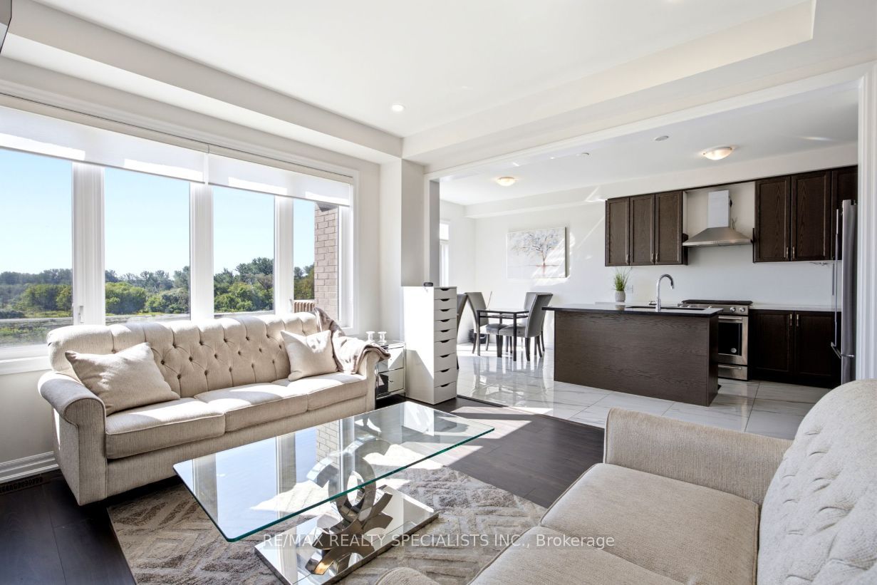 27 Salmon Crescent Property Photo 10