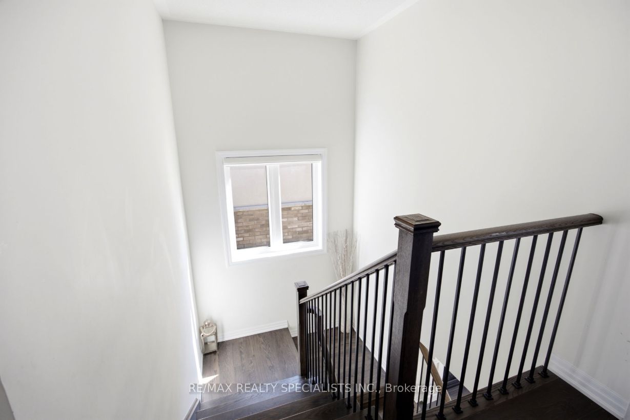 27 Salmon Crescent Property Photo 21