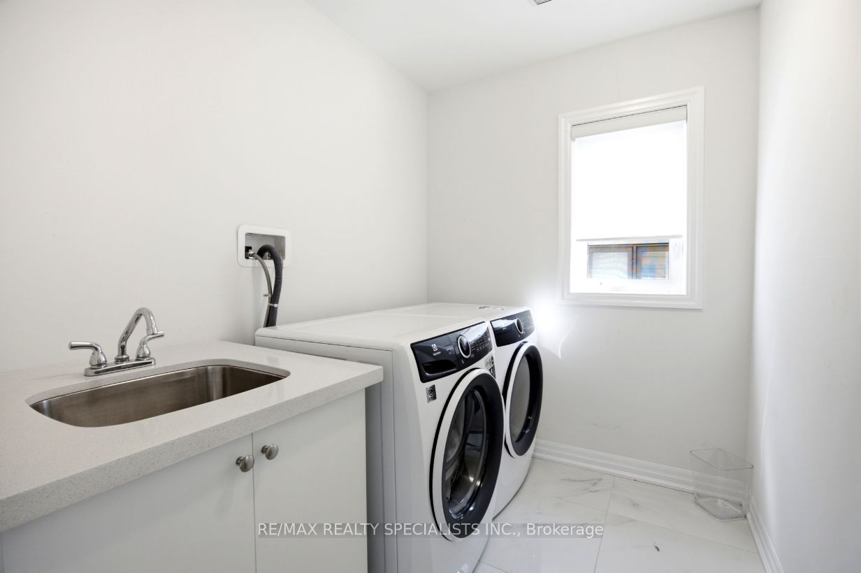 27 Salmon Crescent Property Photo 31