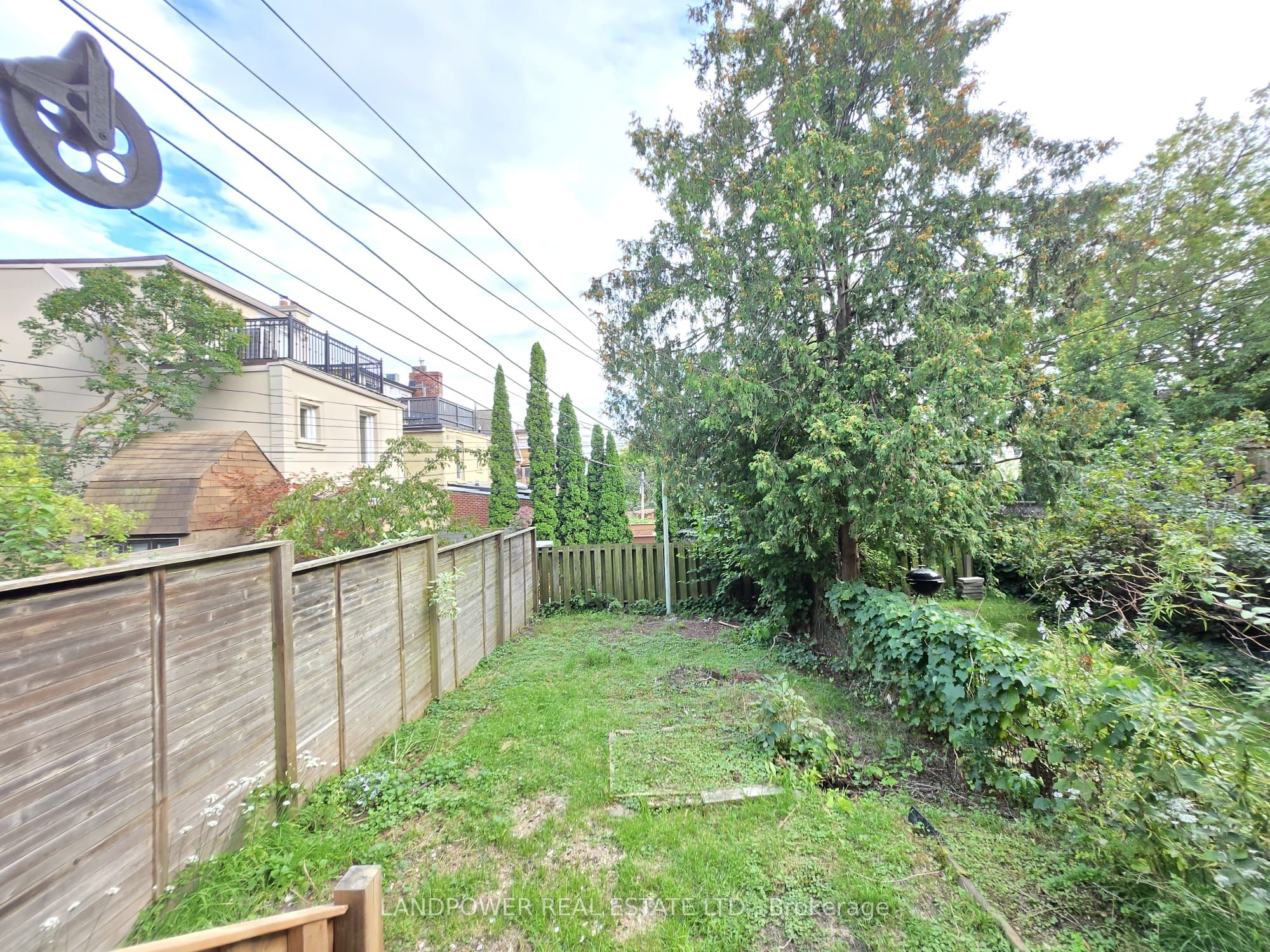 221 Riverdale Avenue Property Photo 4