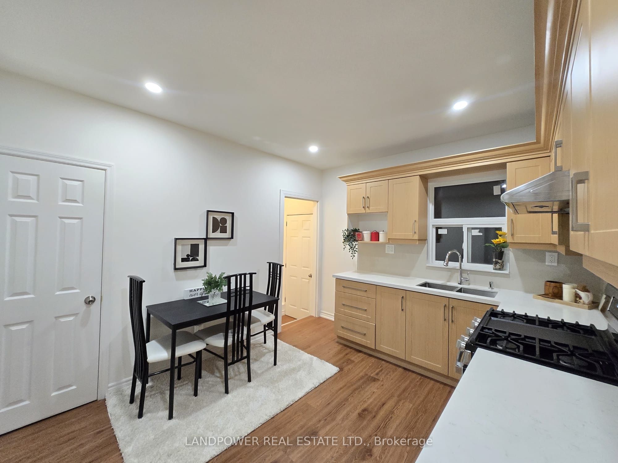 221 Riverdale Avenue Property Photo 14