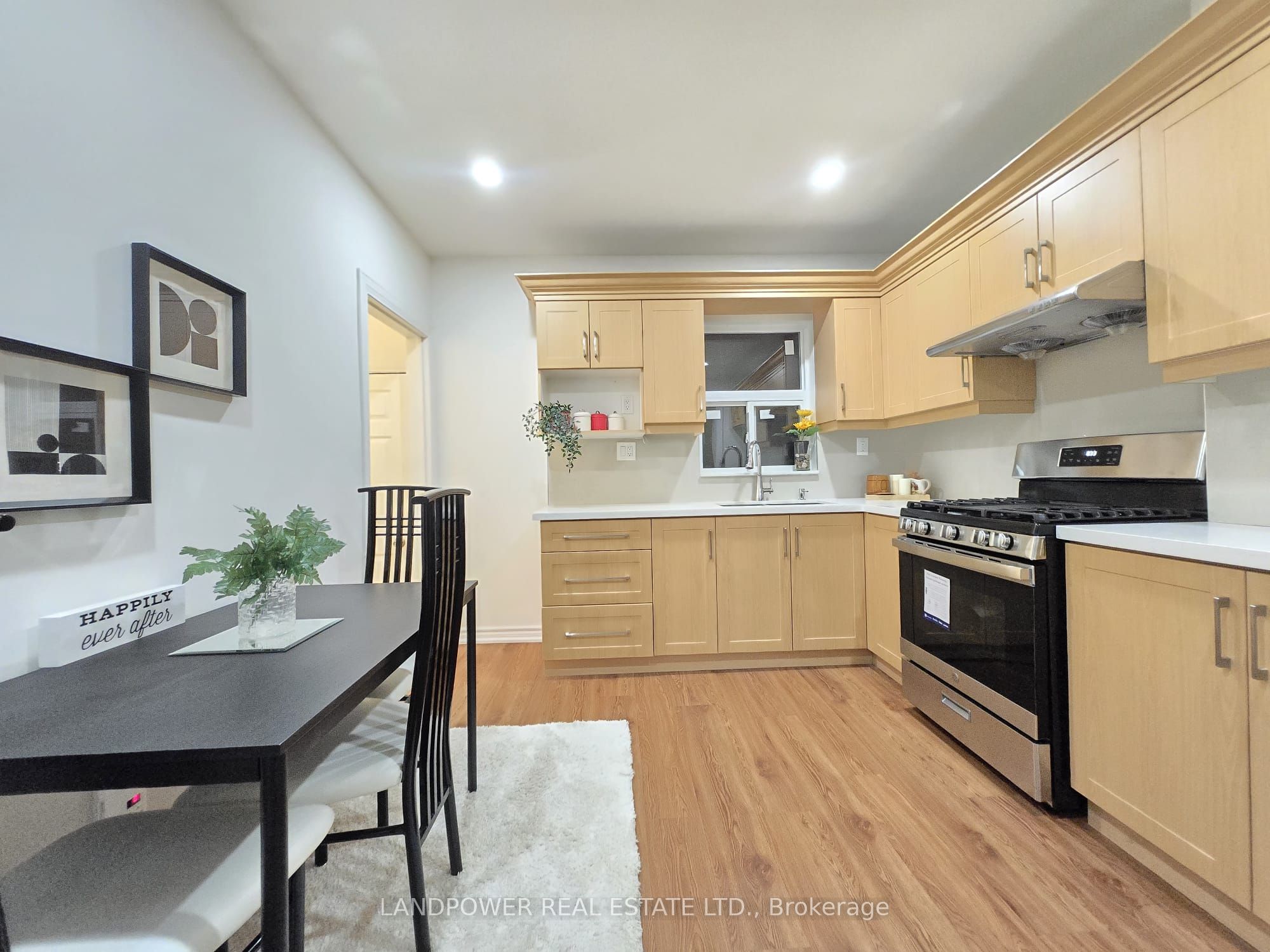 221 Riverdale Avenue Property Photo 15