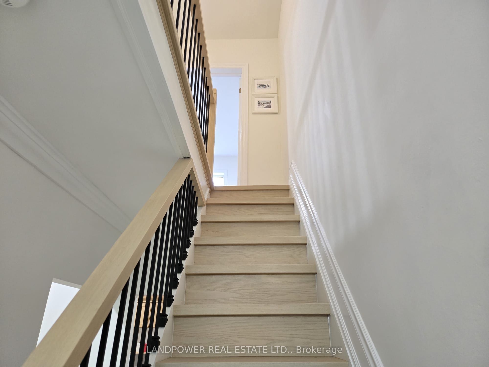 221 Riverdale Avenue Property Photo 18