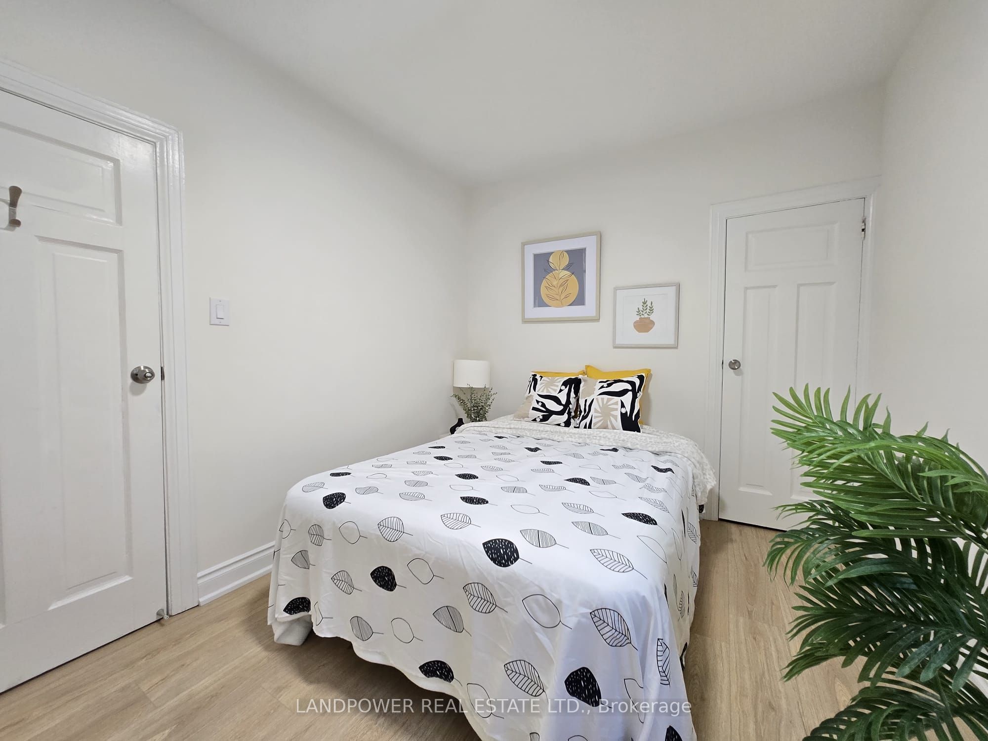 221 Riverdale Avenue Property Photo 27