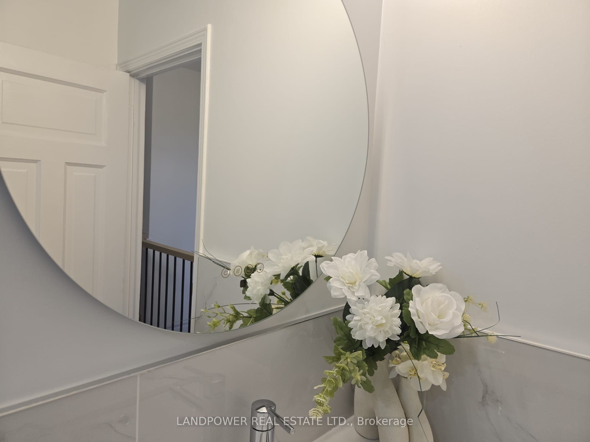 221 Riverdale Avenue Property Photo 30