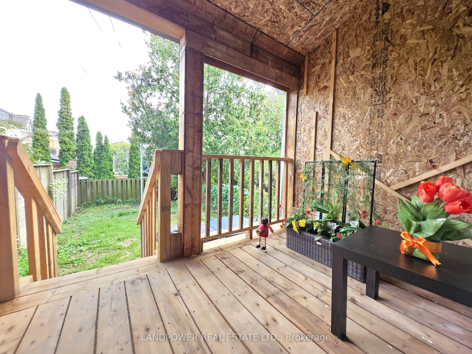 221 Riverdale Avenue Property Photo 38
