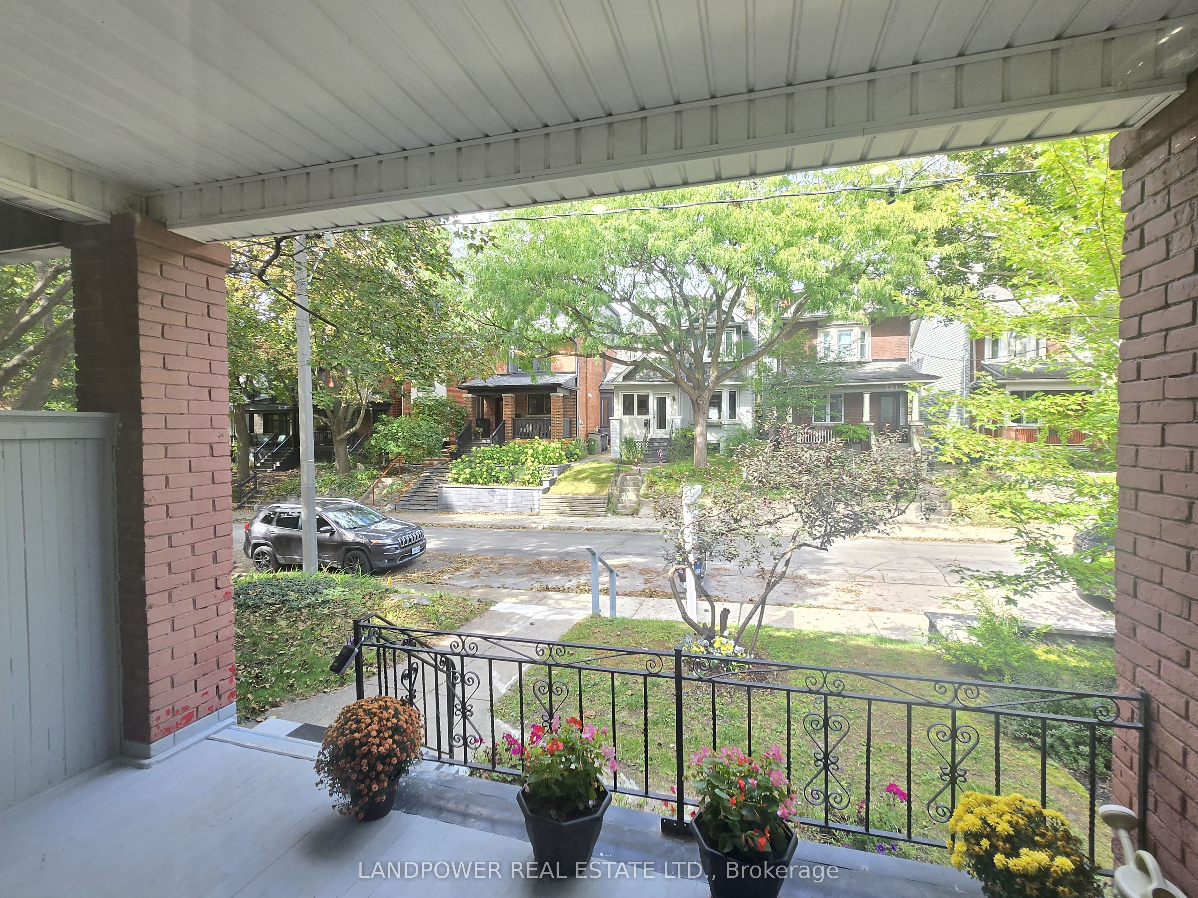 221 Riverdale Avenue Property Photo 42