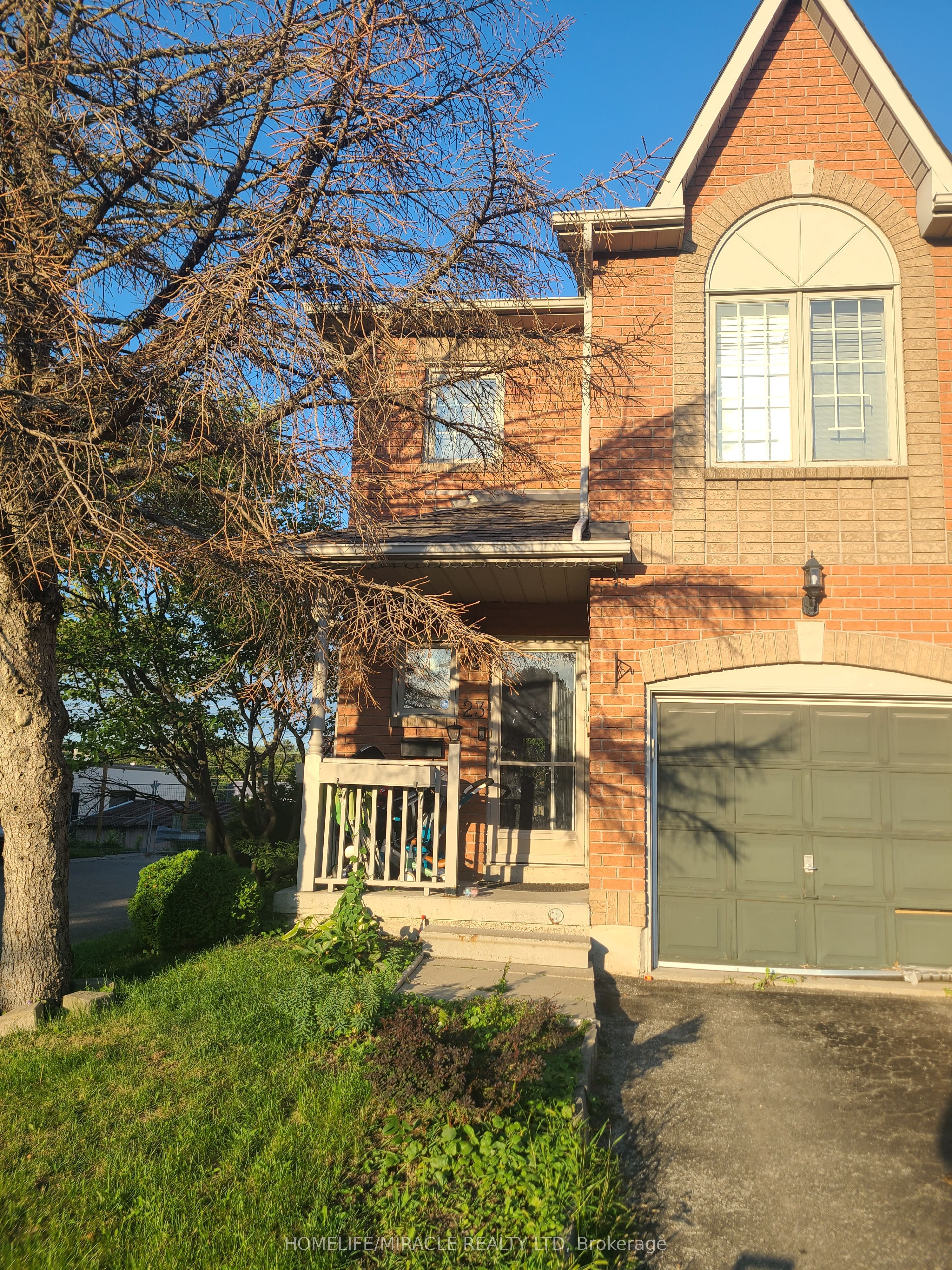 1867 Kingston Road 23 BSMT Property Photo 1