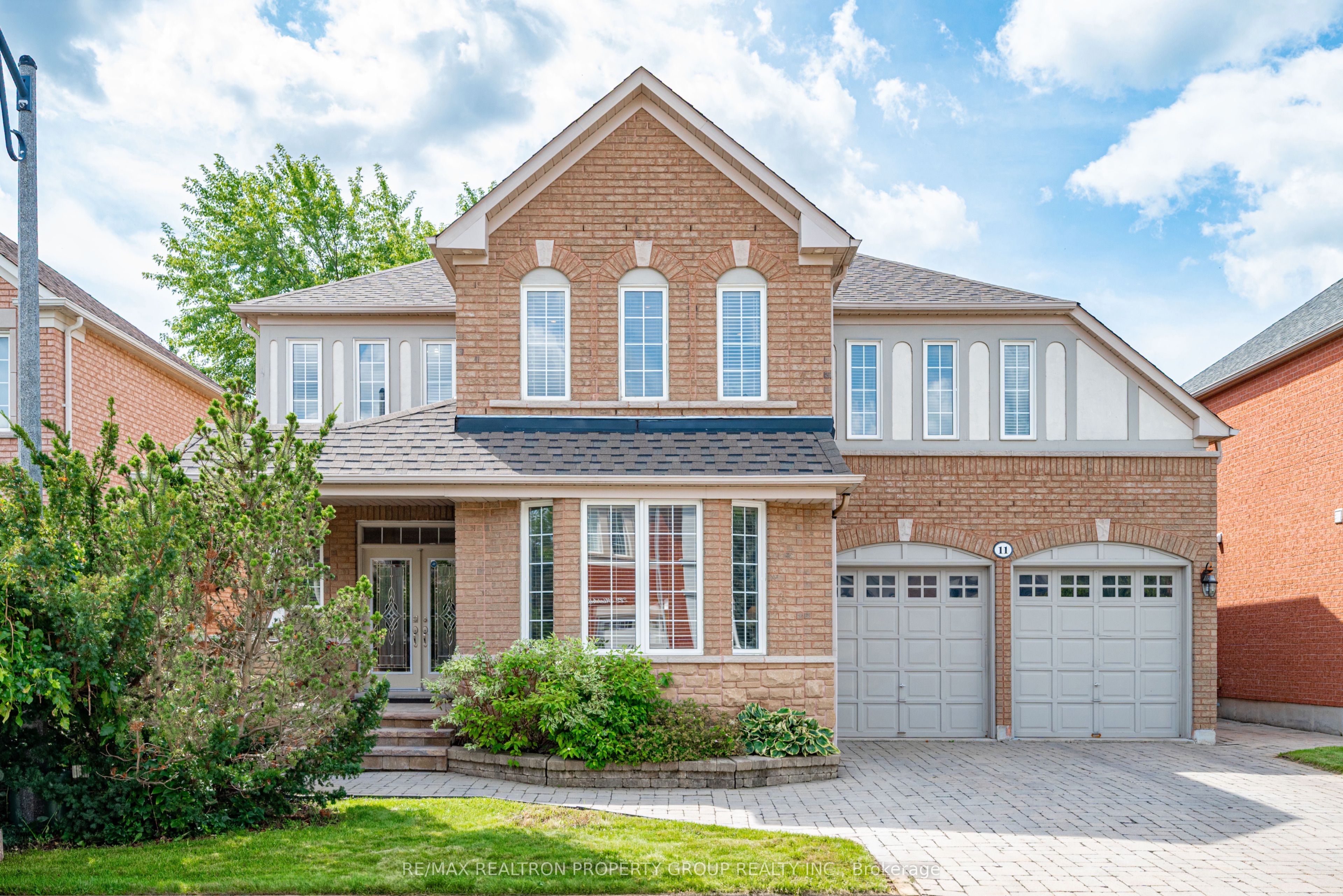 11 Montebello Crescent