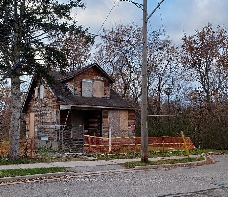 85 Hall Street Property Photo 2