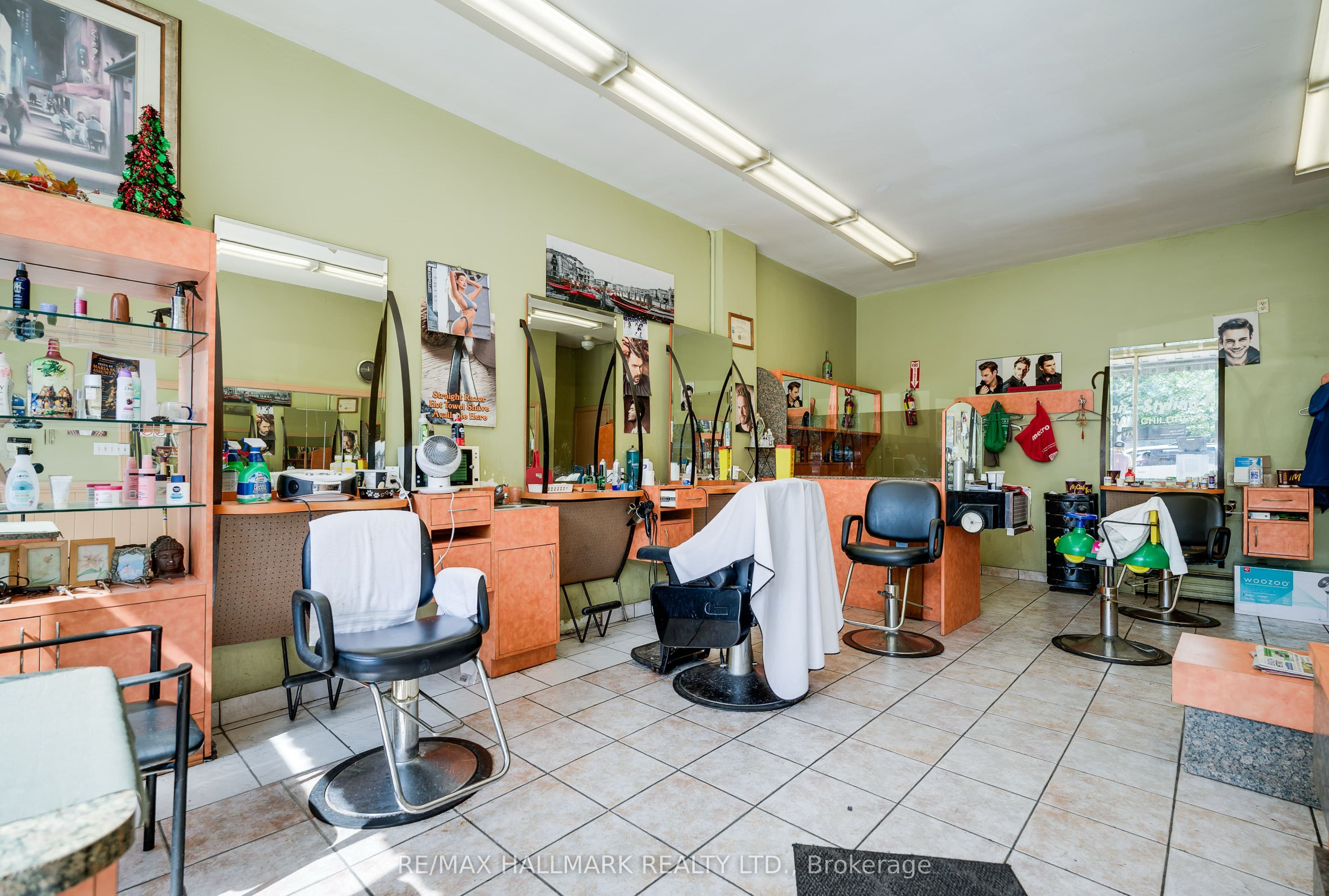 1786 Danforth Avenue Property Photo 3
