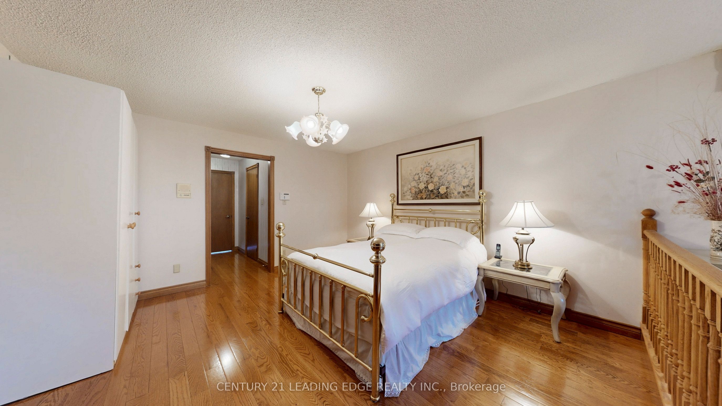 1127 Oshawa Boulevard N Property Photo 29