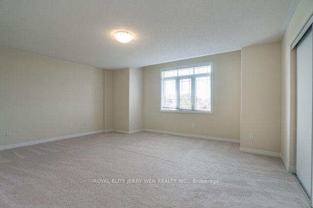 726 Coldstream Drive Property Photo 7