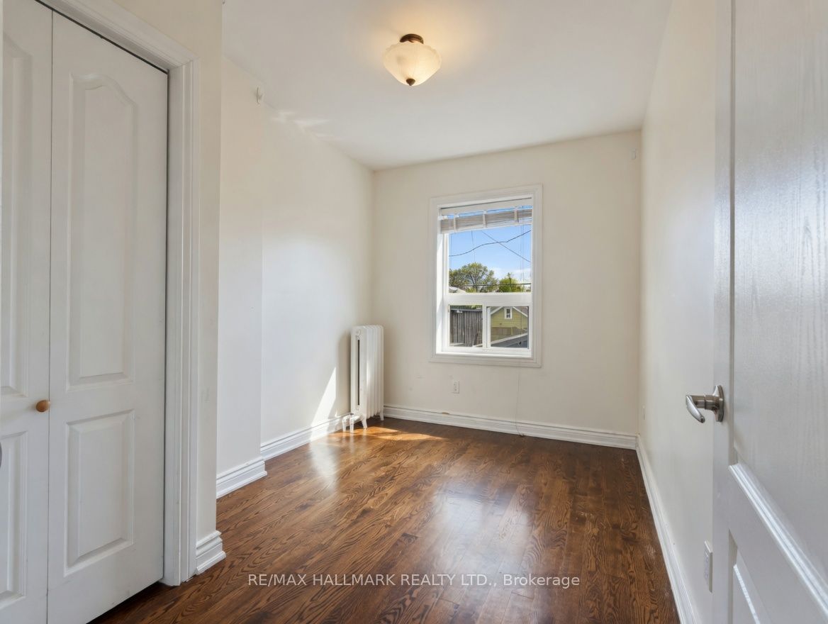 2038 Danforth Avenue 2 Property Photo 6
