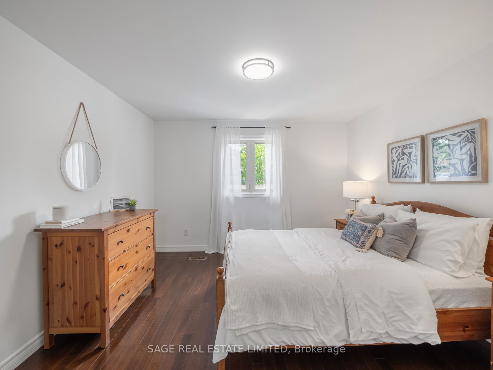 251a Chisholm Avenue Property Photo 17