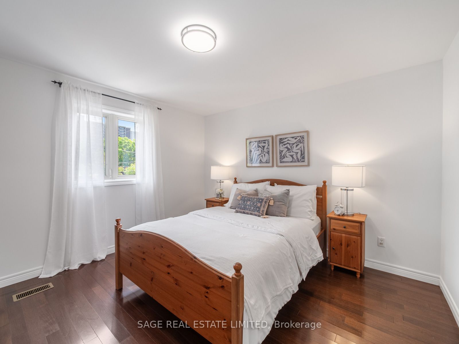251a Chisholm Avenue Property Photo 18