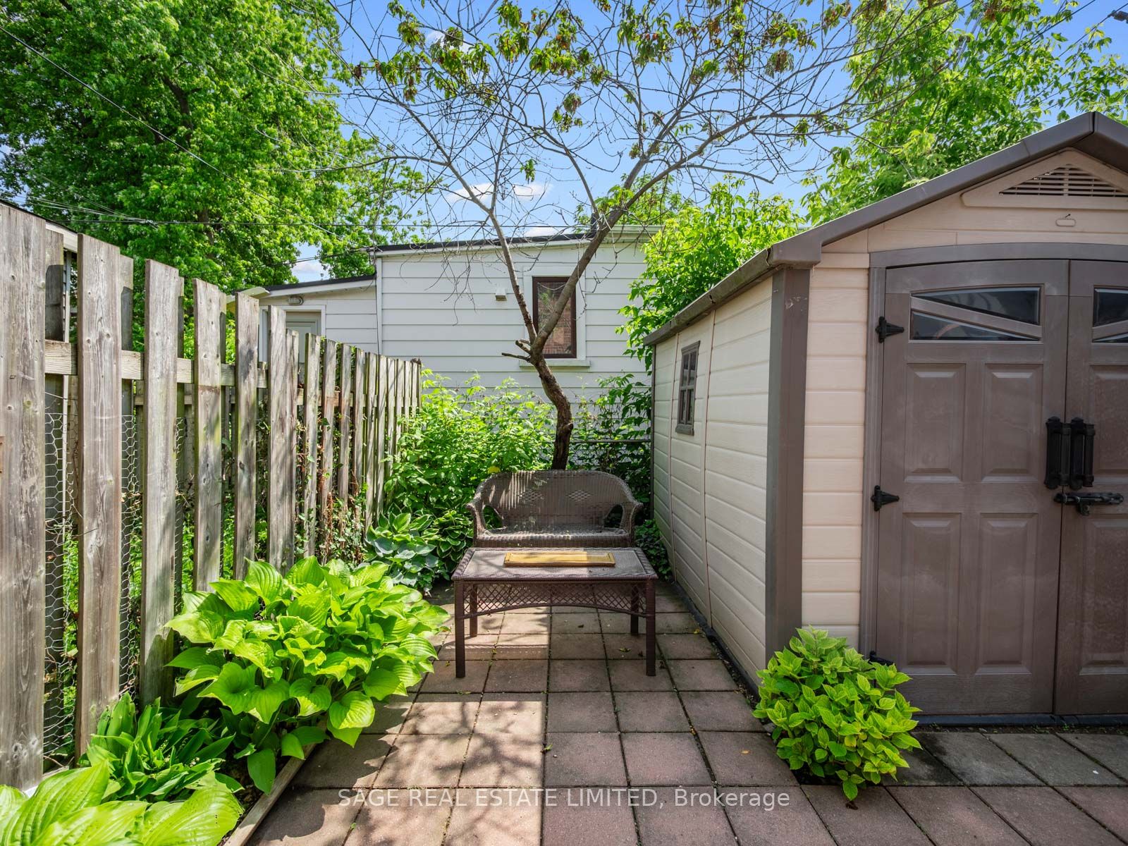 251a Chisholm Avenue Property Photo 30