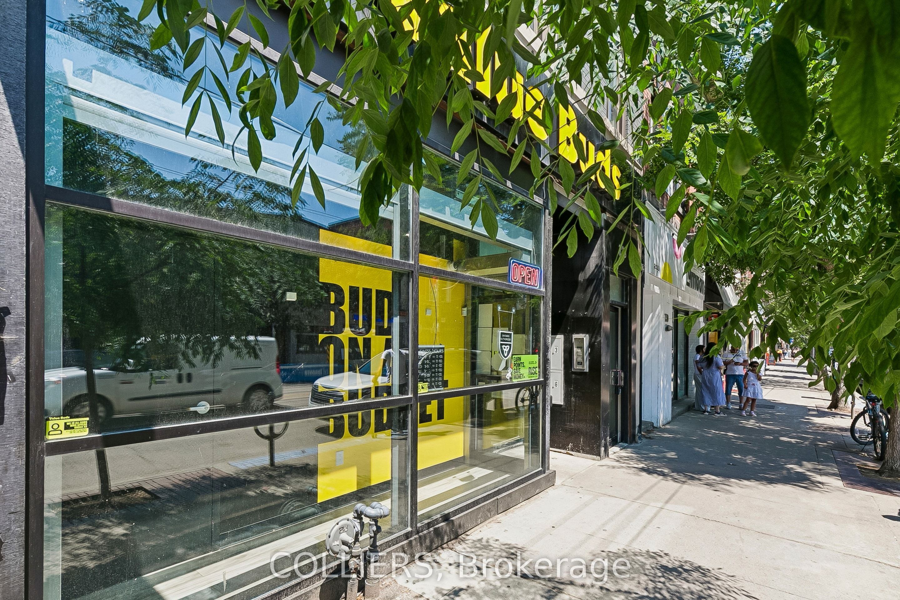 728 Queen Street E Property Photo 2