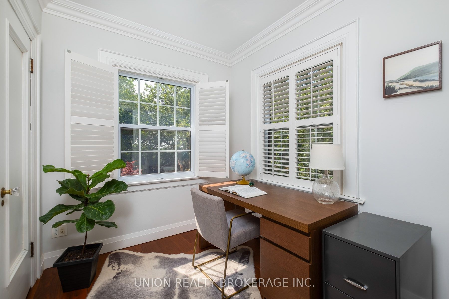 55 Pine Crescent Property Photo 12