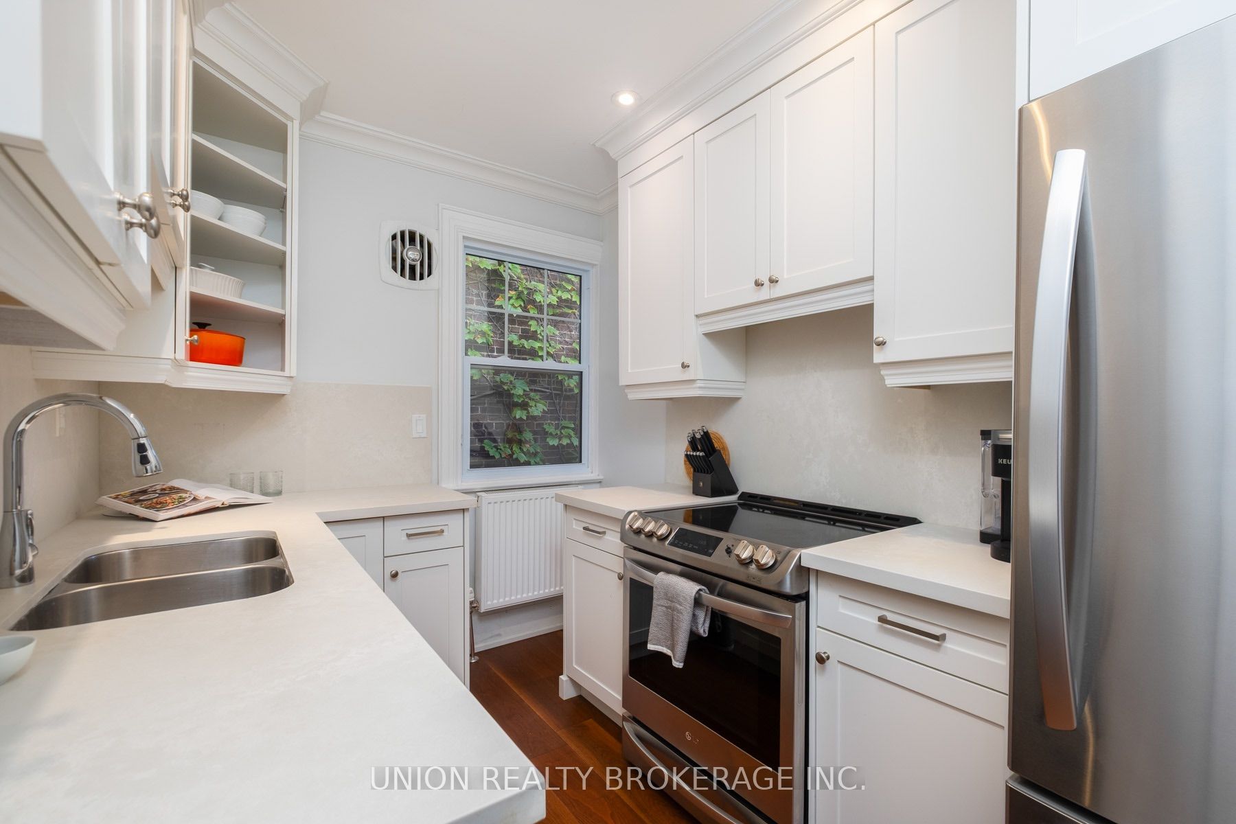 55 Pine Crescent Property Photo 16