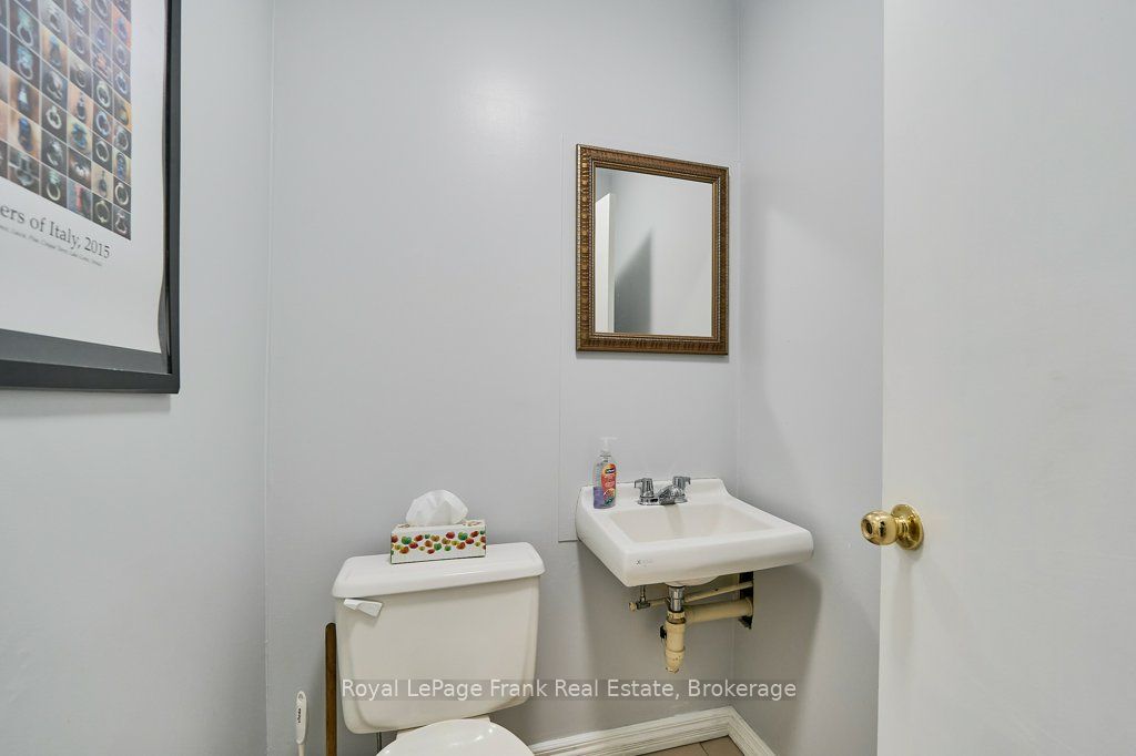 676 Monarch Avenue 1 Property Photo 12